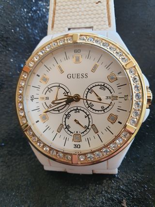 Reloj Guess dorado de segunda mano en WALLAPOP reloj guess mujer segunda mano