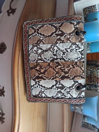 Bolso de Parfois en camel y serpiente de segunda mano por 12 EUR en  Illescas en WALLAPOP