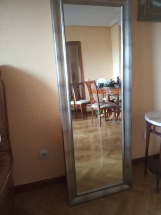 Espejo de pared cuerpo entero de segunda mano en WALLAPOP