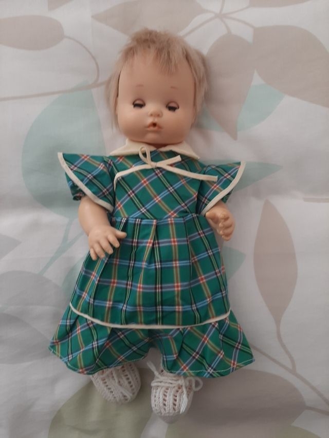 Vestido muñeca Pellizquina de Jesmar. Nancy