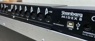 Interfaz MIDI STEINBERG MIDEX 8 Usb de Segunda mano por 140 EUR en