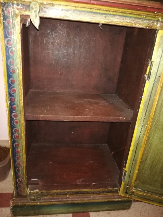 Mueble de la india de segunda mano por 100 € en Sevilla en WALLAPOP