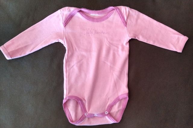 Conjunto bebé GOCCO + Regalos