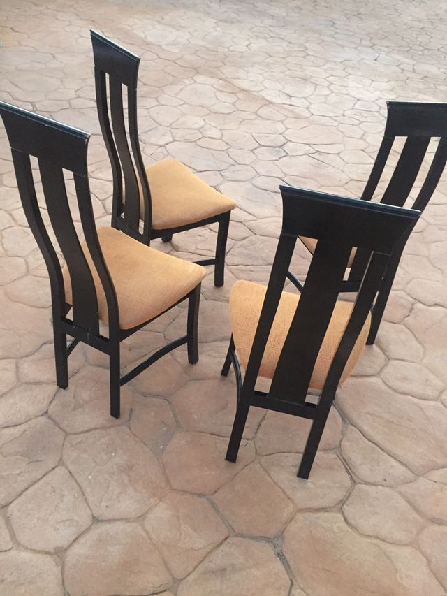 Lote Sillas comedor de segunda mano por 45 € en Rivas-Vaciamadrid en