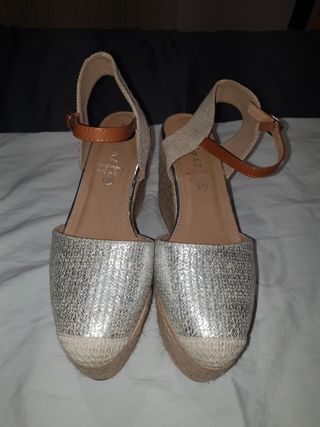 Sandalias plataformas marypaz de segunda mano por 15 EUR en Los Dolores en  WALLAPOP