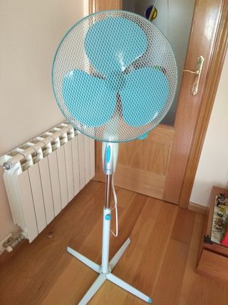 Ventilador de pie Apelson. de segunda mano por 12 € en Ventilador de pie Apelson. de segunda mano por 12 € en