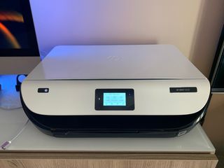 Impresora HP ENVY 5030 de segunda mano por 50 EUR en San Juan de  Aznalfarache en WALLAPOP