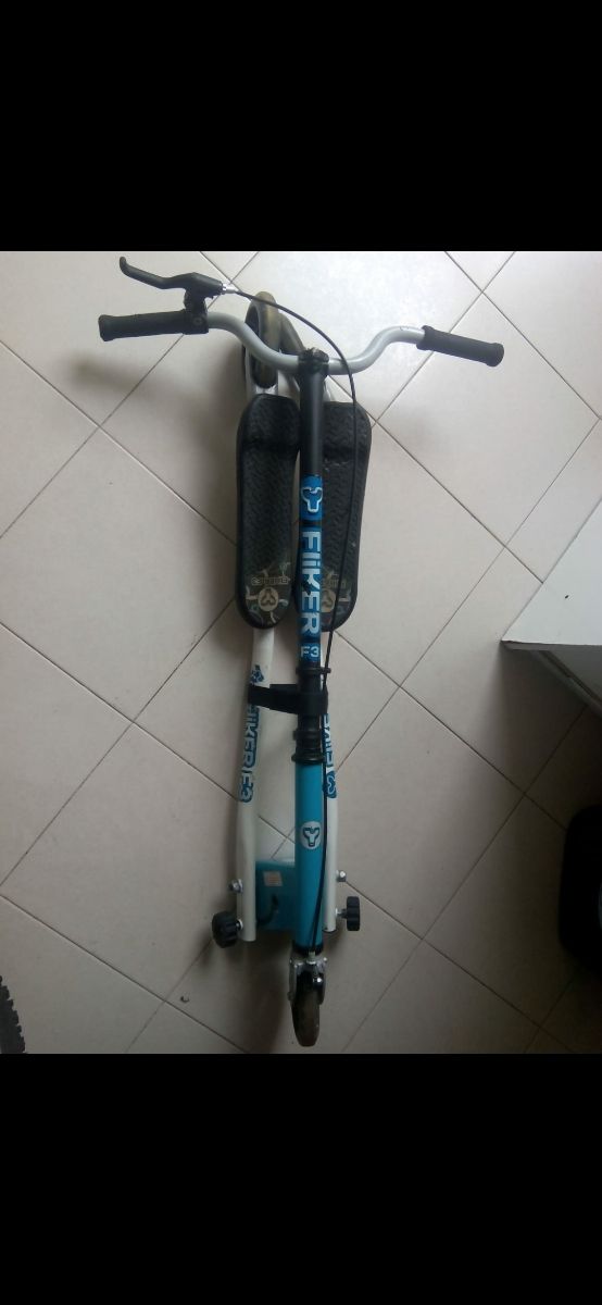 Patinete.