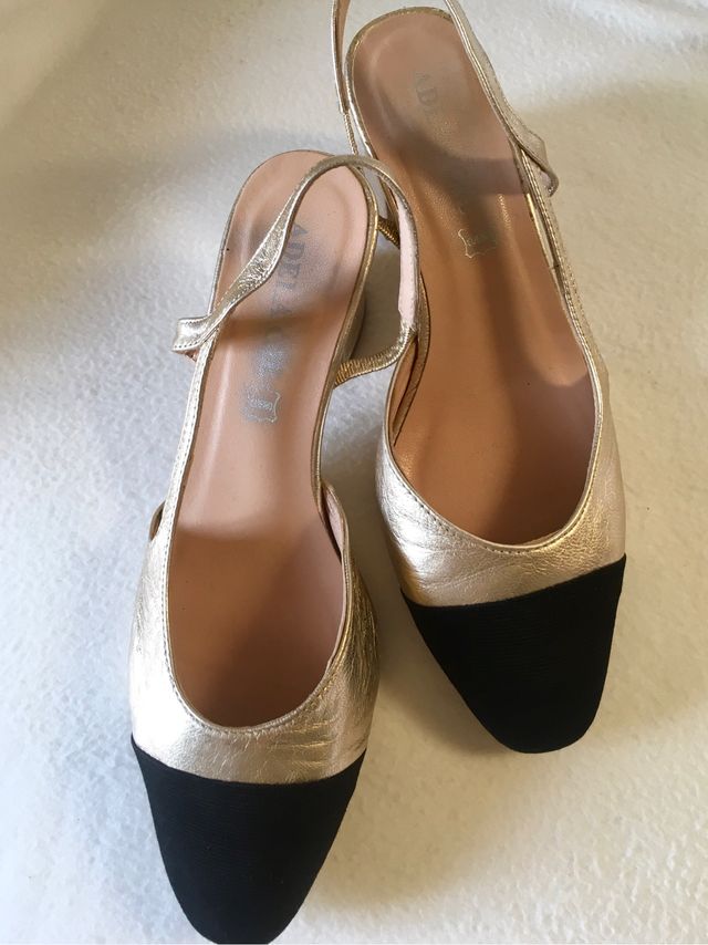 Zapatos tipo Chanel en piel de segunda mano por 40 € en Madrid en WALLAPOP
