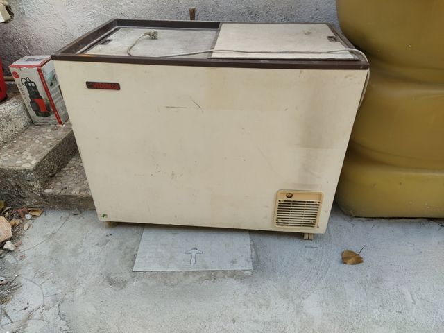 Congelador de puertas correderas