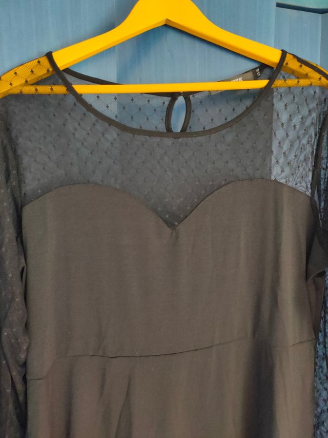 Vestido negro escote corazón