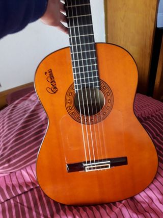 Guitarra Conde Hermanos (faustino) 1980 de segunda mano por 6.000 EUR en  Fuengirola en WALLAPOP