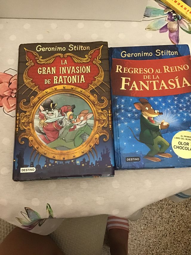 2 libros de la colección de Geronimo Stilton