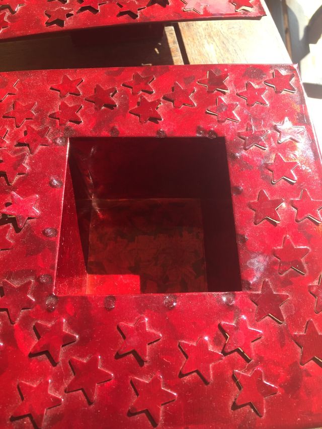 2 Veleros de metal rojo