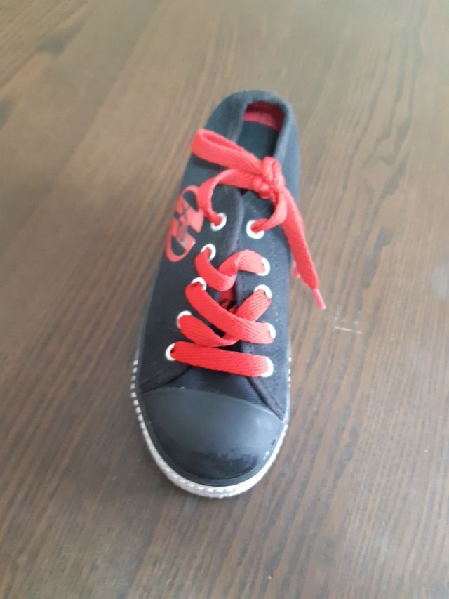 Tenis con ruedas HEELYS