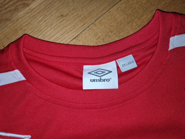 Camiseta del Sevilla Atletico  Talla: xxl  Umbro