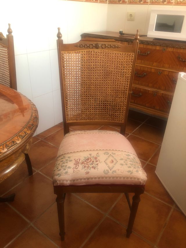 Silla rejilla marquetería madera noble 20 euro
