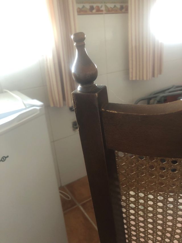 Silla rejilla marquetería madera noble 20 euro