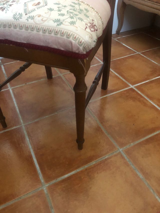 Silla rejilla marquetería madera noble 20 euro