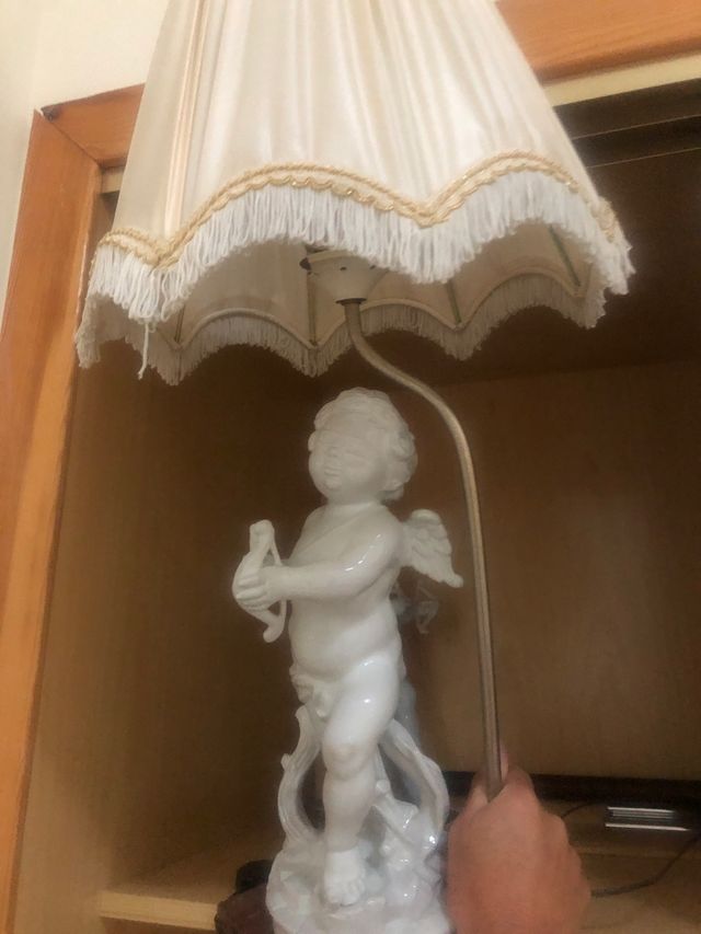 Pareja lamparas cupido solo 300