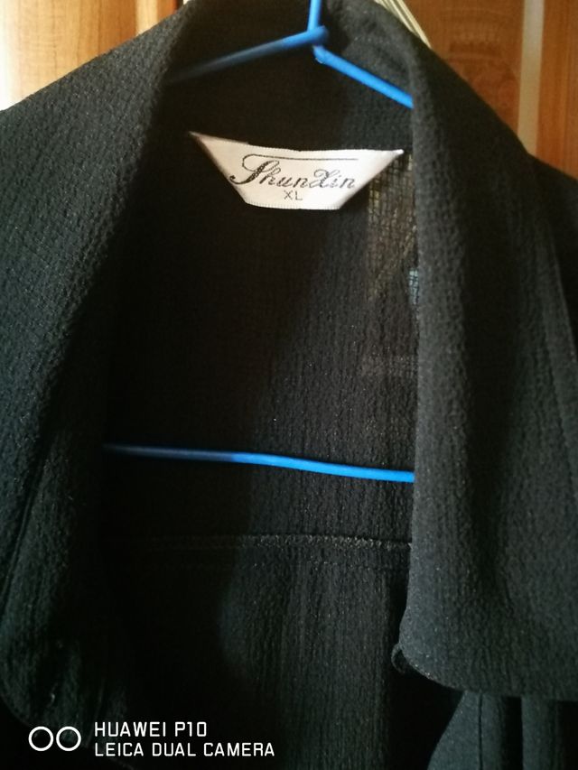 Blusa negra TXL sin mangas