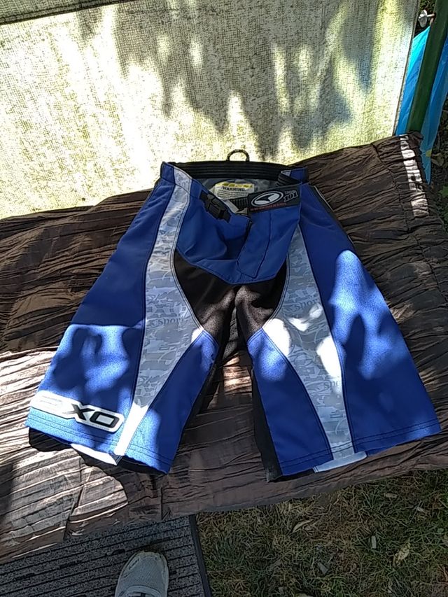 Axo Sport pantalón Cross T44 Nuevo