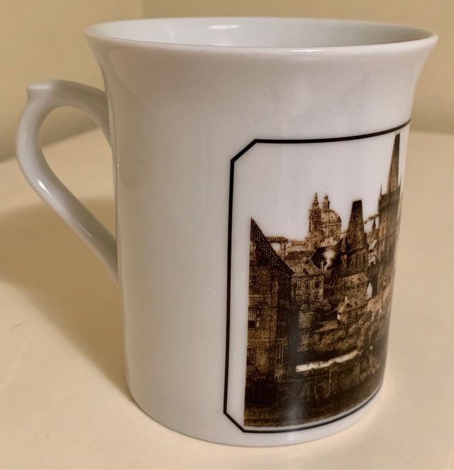 Taza PRAGA