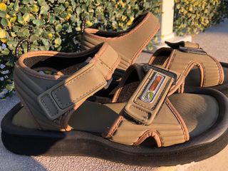 SANDALIAS AVIA T.37\\/38 CLÁSICAS de segunda mano por 10 EUR en Vila-Seca en  WALLAPOP