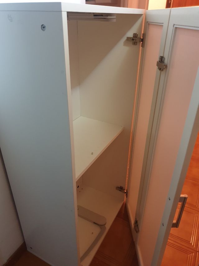 ARMARIO DE PARED de segunda mano por 15 € en Barcelona en WALLAPOP