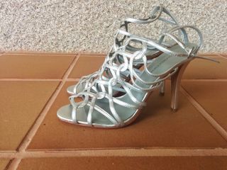 Sandalias Gloria Ortiz de segunda mano en Pontevedra en WALLAPOP