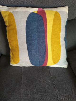Cojines Ikea de segunda mano en la provincia de Asturias en Cojines Ikea de segunda mano en la provincia de Asturias en