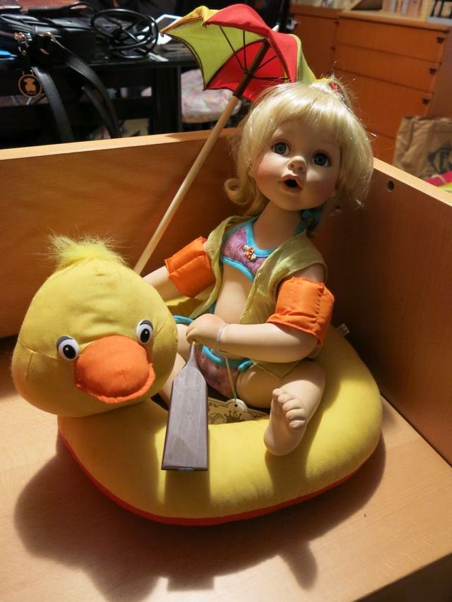 MUÑECA DE COLECCIÓN ELISA, AUTORA JAY C. LEE,, lim