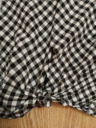 Blusa cuadros vichy ZARA de segunda mano por 7 EUR en Torres de la Alameda  en WALLAPOP