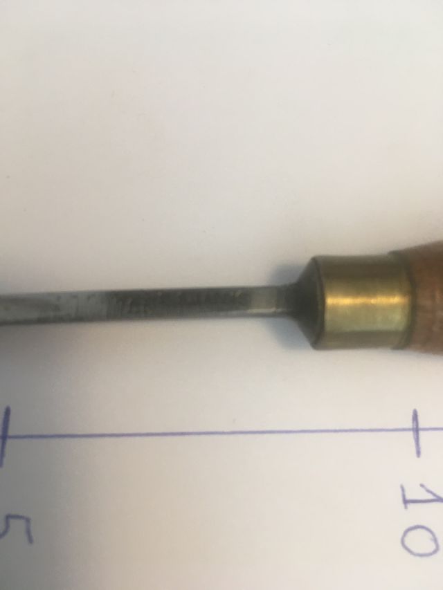 Gubia profesional addis 46