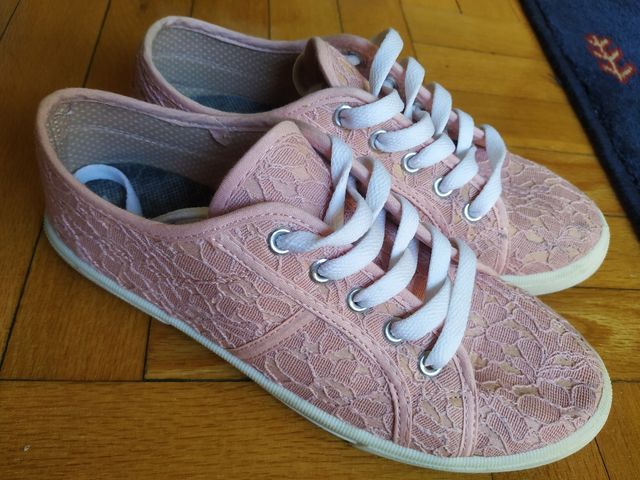 Zapatillas de lona mujer.