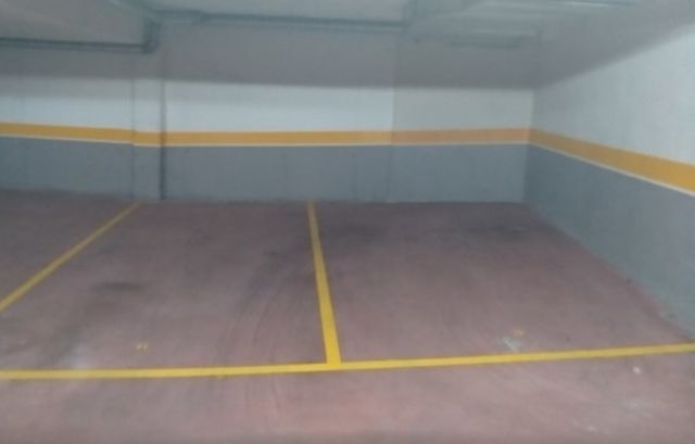 Garaje en venta calle honda