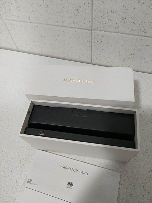 CUSTODIA ORIGINALE HUAWEI P8 LITE CON ISTRUZIONI