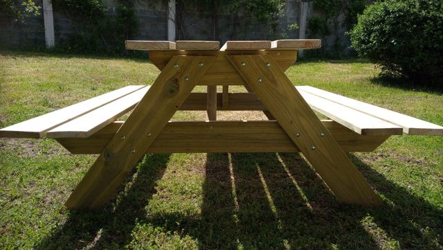 MESA DE PICNIC 180X154X73 cm MONTADA