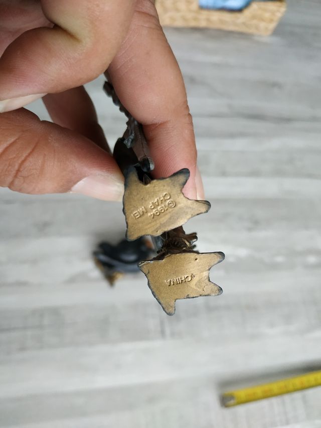 2 figuras de esqueletos. skull fighters '90