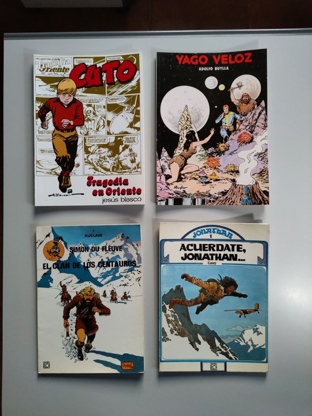 EL JUEVES. SUPER HUMOR MORTADELO. ASTERIX. ZHAR.