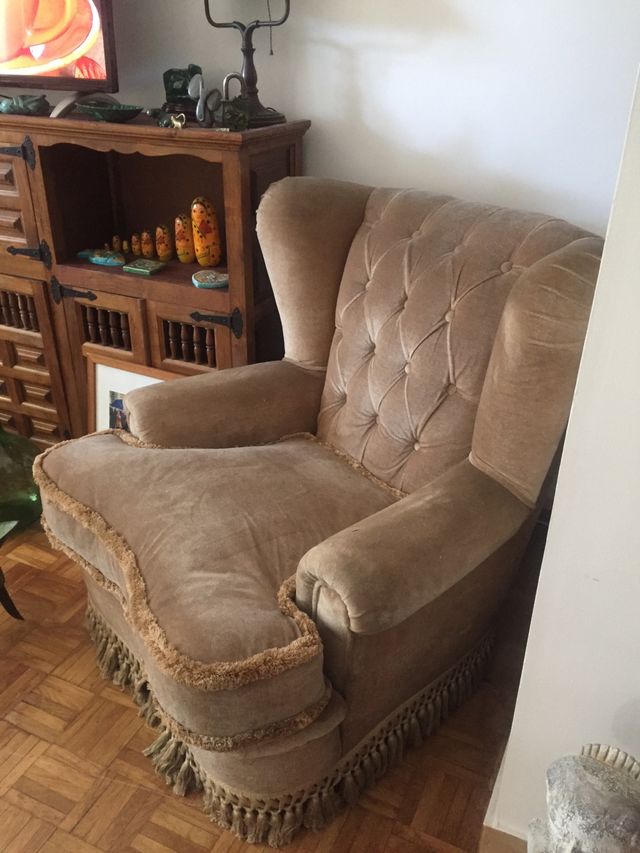 Sofá butaca terciopelo pluma de oca de segunda mano por 45 EUR en