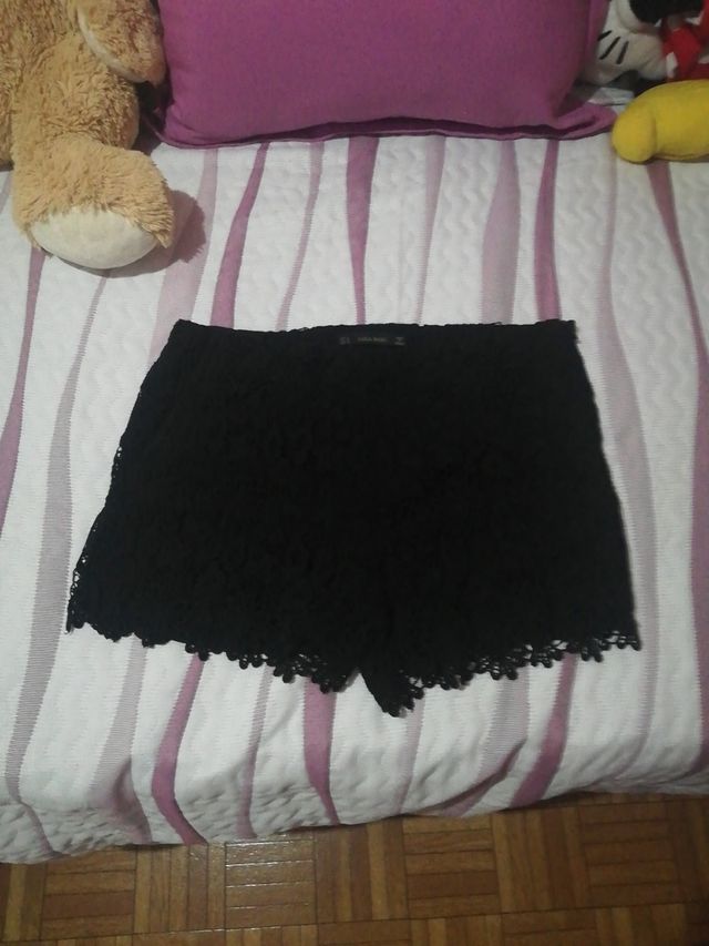 short encaje Zara Basic