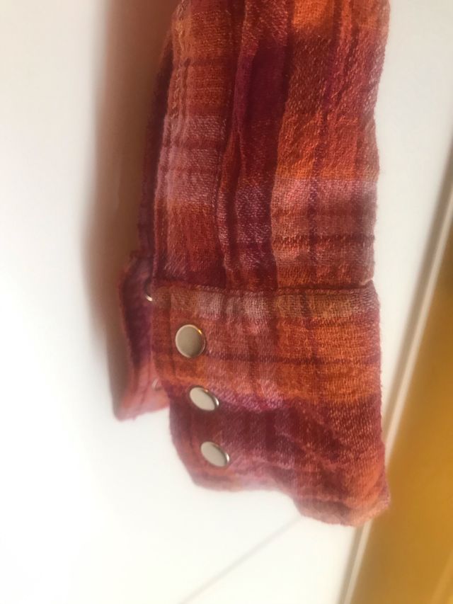 Camisa cuadritos tonos teja Mango