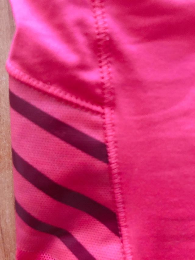Camiseta Reebok Easytone en rosa