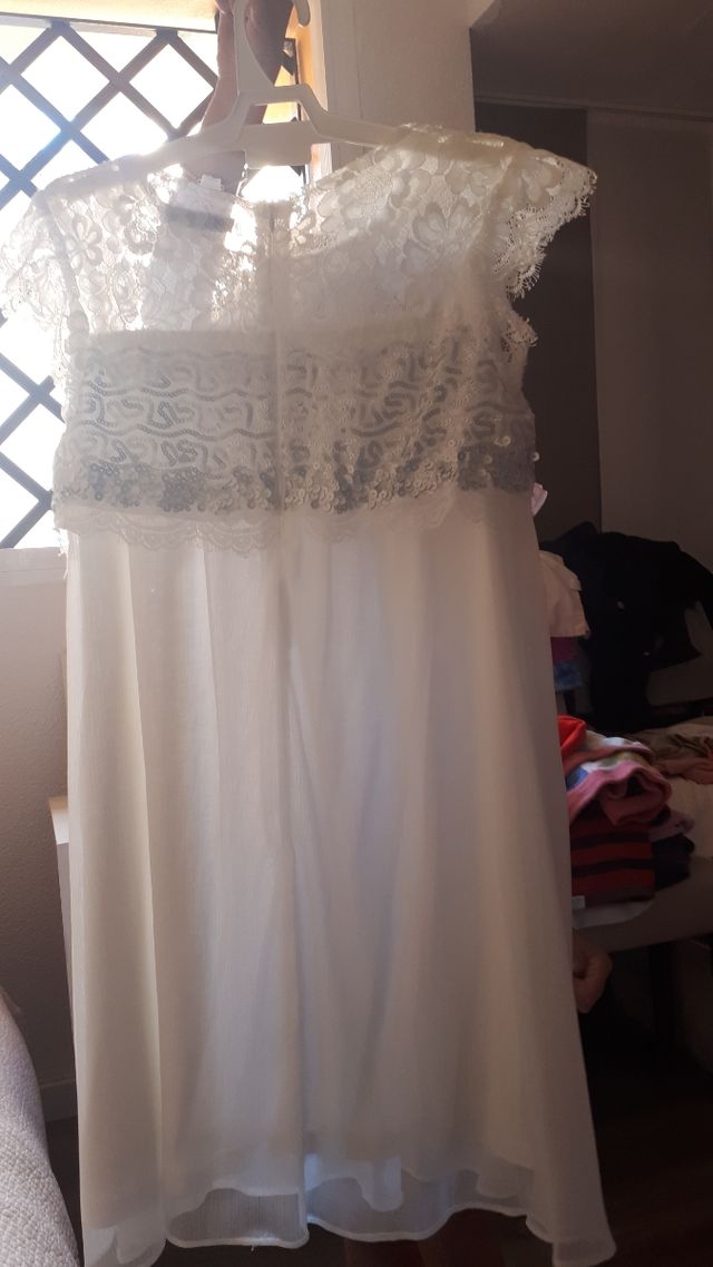 Vestido de fiesta de lentejuelas ,encaje y gasa
