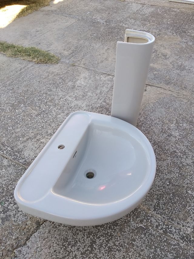 Lavabo de pie Gala de segunda mano por 30 € en Zaragoza en WALLAPOP