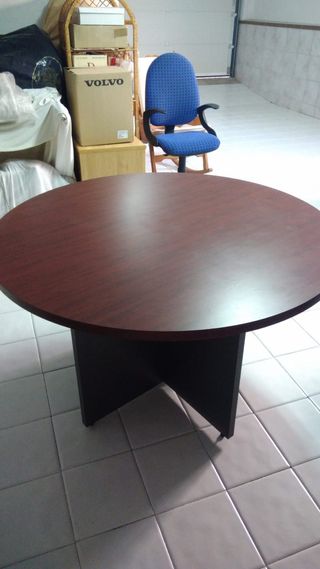 Mueble de oficina de segunda mano en Murcia en WALLAPOP Mesa Reuniones Redonda de Madera Serie New 2 Muebles Montiel