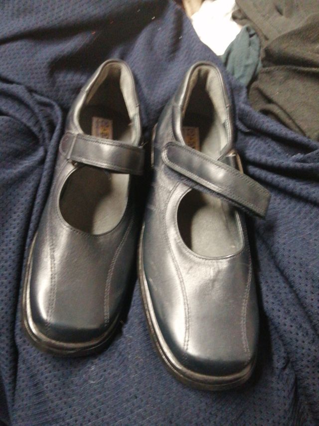 Zapatos Pablosky. de colegio para niña