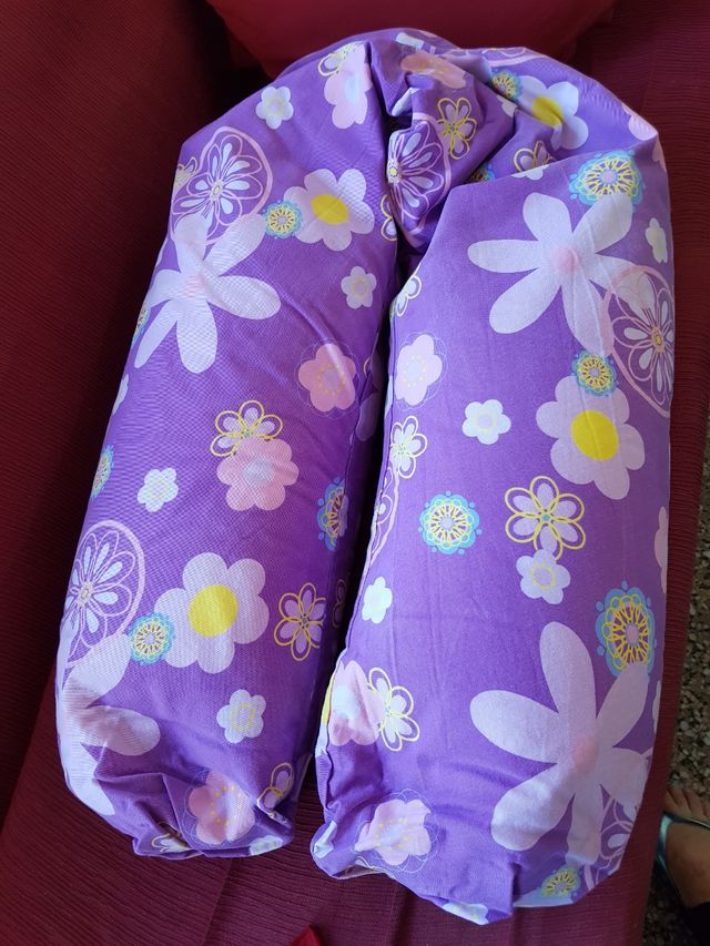 Cojin de lactancia y maternidad