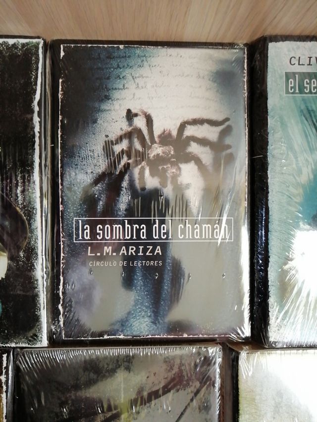 Varios libros suspense, terror...